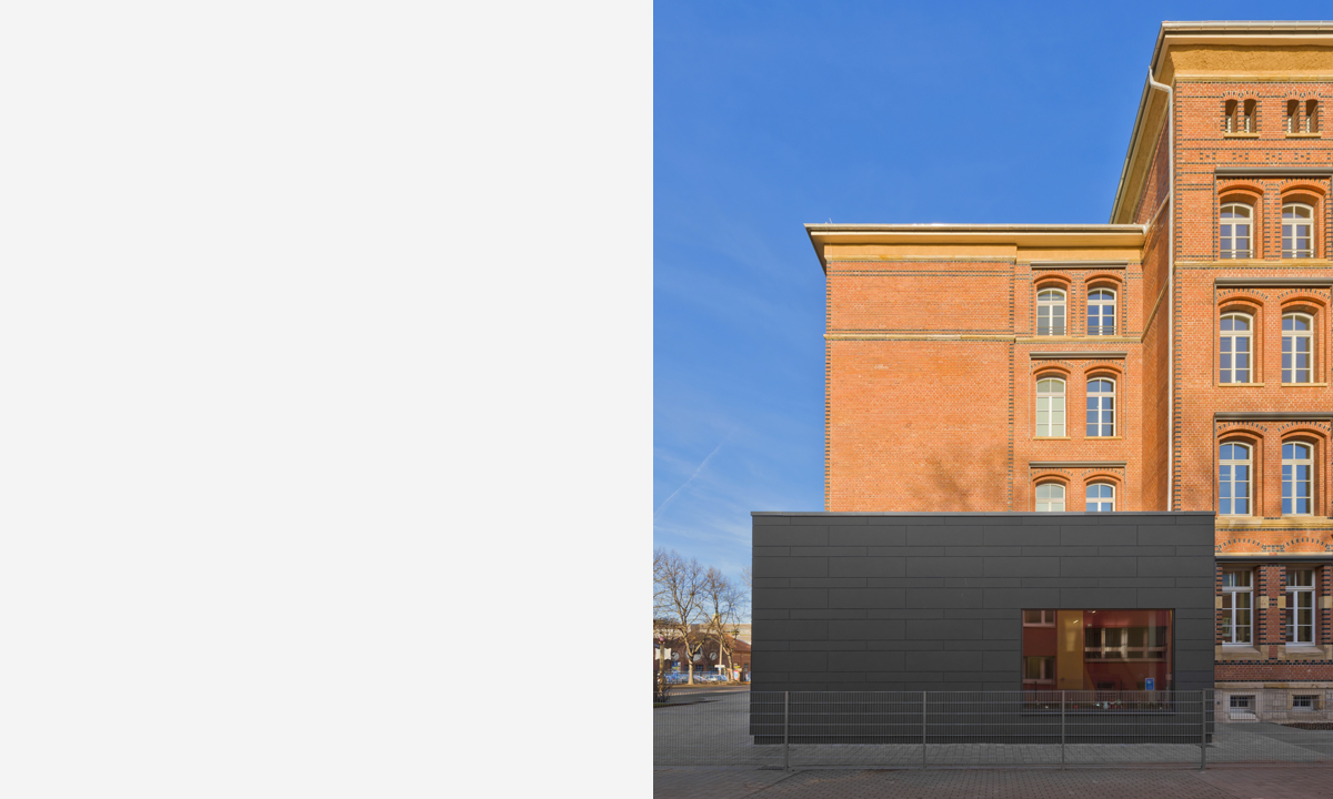 Copyright Michael Miltzow 2020 1750 opt.jpg